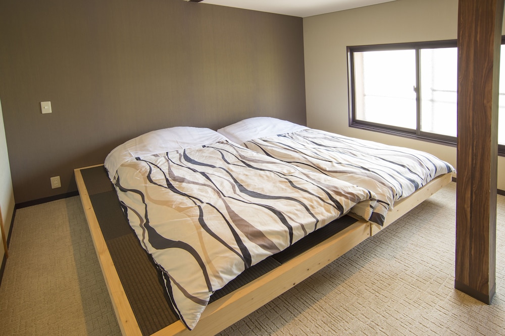 スタンダードツインルーム 温泉・シャワー付き客室 禁煙 客室2 | 草津温泉 永田屋