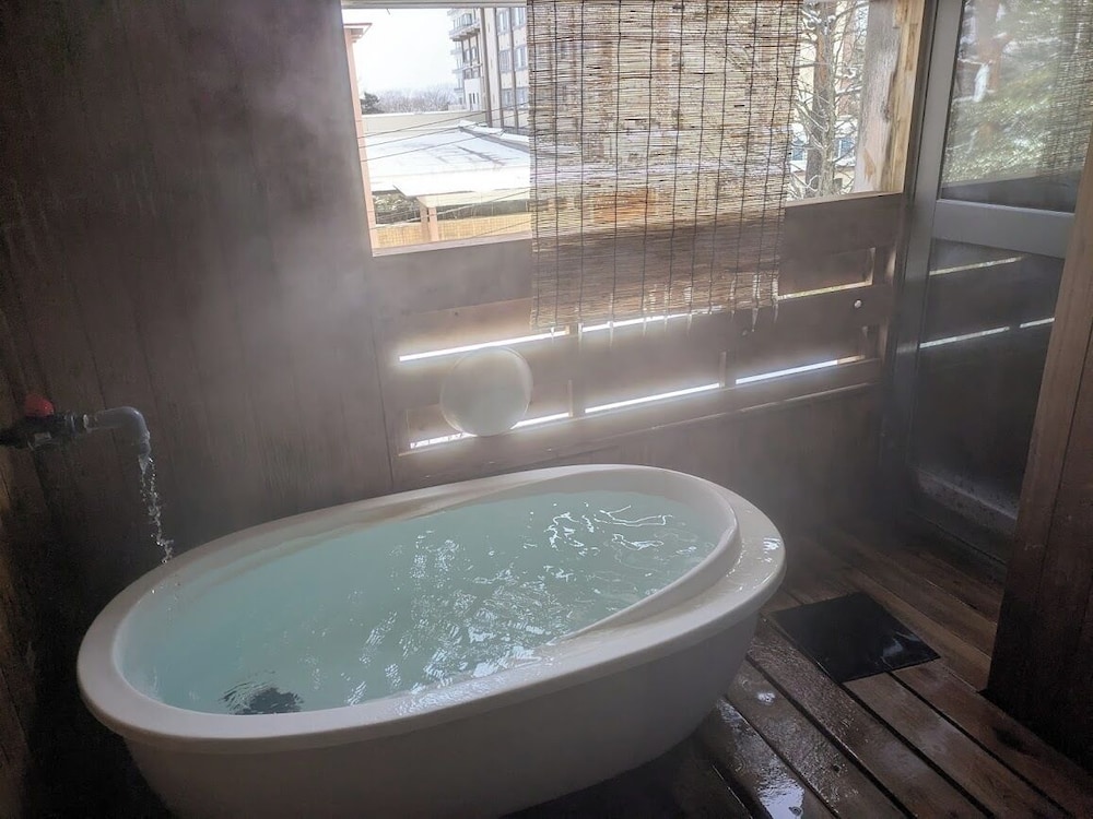 スタンダードツインルーム 温泉・シャワー付き客室 禁煙 | 草津温泉 永田屋