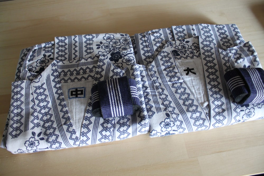 スタンダードツインルーム 温泉・シャワー付き客室 禁煙 バスルーム0 | 草津温泉 永田屋