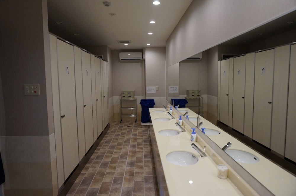 ダブルルーム 禁煙 バルコニー バスルーム0 | HOTEL THE CUBE 那覇国際通り