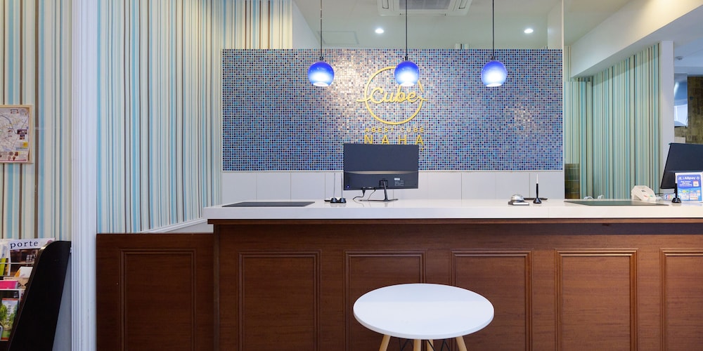 2段ベッドルーム【シングル】 （禁煙） 客室2 | HOTEL THE CUBE 那覇国際通り