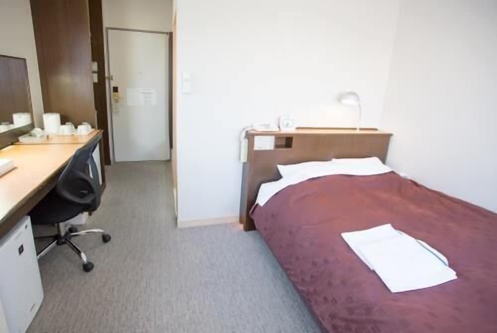 セミダブルルーム D 禁煙 客室1 | 豊田プレステージホテル