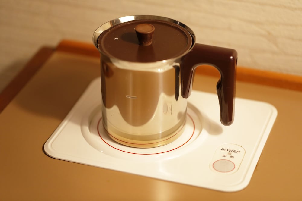 ツインルーム 禁煙 客室6 | 山中湖旭日丘温泉 ホテル清渓