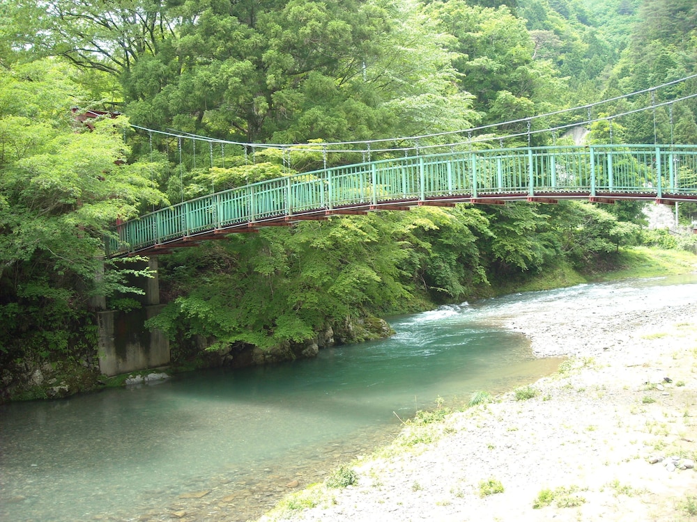 川原樋川沿い和室 広さお任せ (Wi-Fi無料 / 喫煙可) 部屋からの景観0 | ホテルのせ川