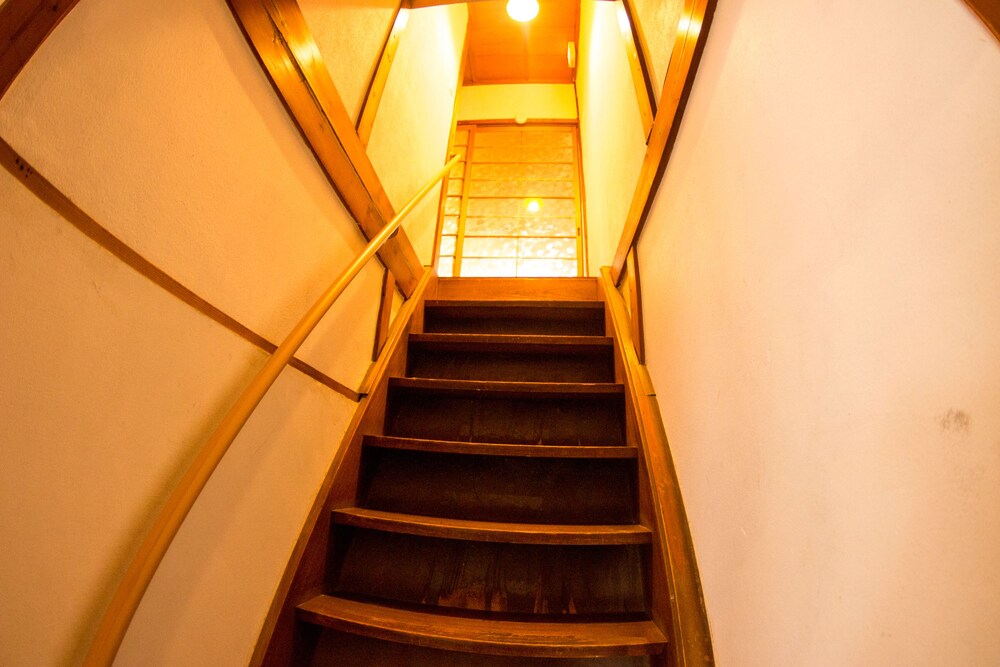 1棟貸し 客室10 | Moco Hostel