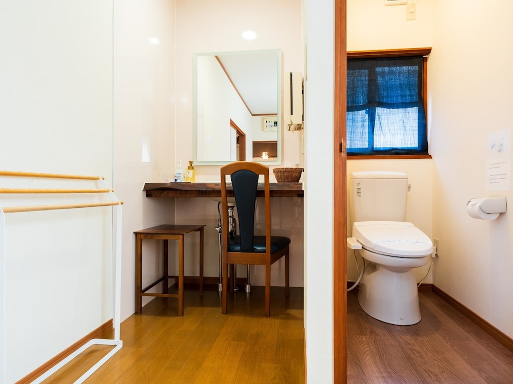 温泉岩風呂付き離れ: 和室二間以上[さくら荘]国産和牛陶板焼き (部屋食) 禁煙 客室2 | 古都の花心