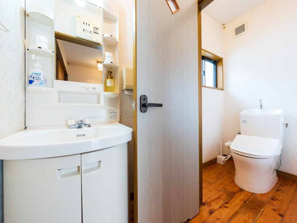 温泉岩風呂付き離れ: 和室二間[木蓮]国産和牛陶板焼き (部屋食) 禁煙 客室1 | 古都の花心