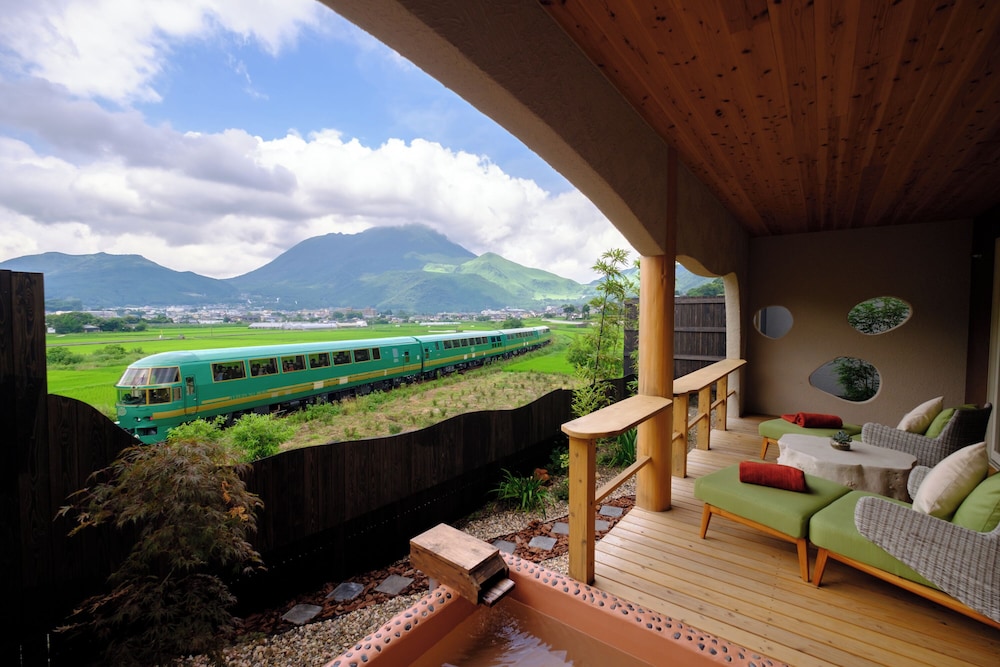 dadaroma (15歳からご宿泊可能) テラス / パティオ0 | Yufuin Luxury Villa -zakuro-