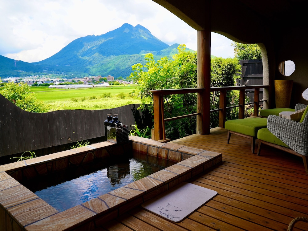 dadaroma (15歳からご宿泊可能) バスルーム2 | Yufuin Luxury Villa -zakuro-