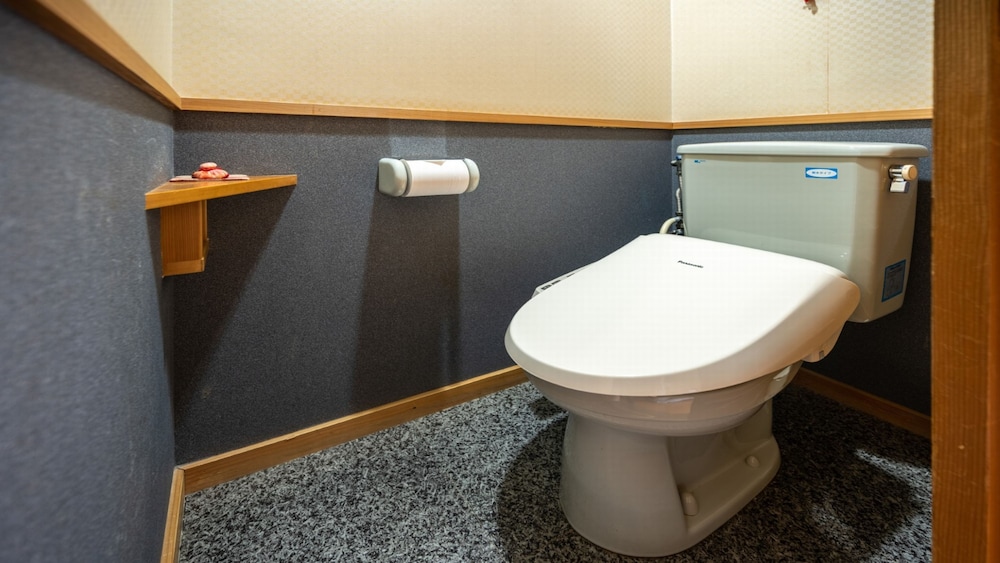 [山側スーペリア] 和モダンツイン12畳 禁煙 客室2 | 季の里