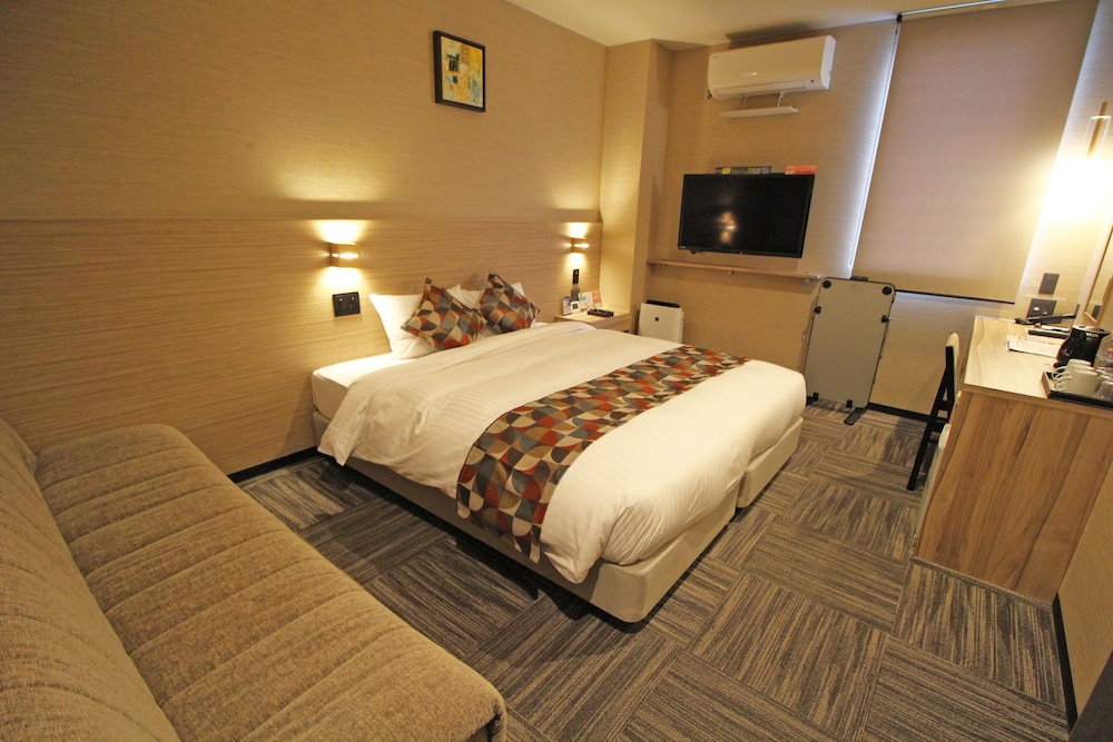 クアッドルーム(禁煙、ユニットバス) | アスティルホテル新大阪 プレシャス