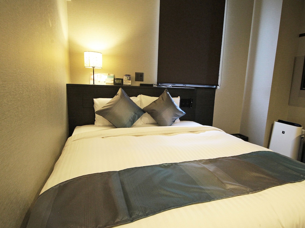 クイーンルーム 喫煙可 客室2 | アスティルホテル新大阪　プレシャス