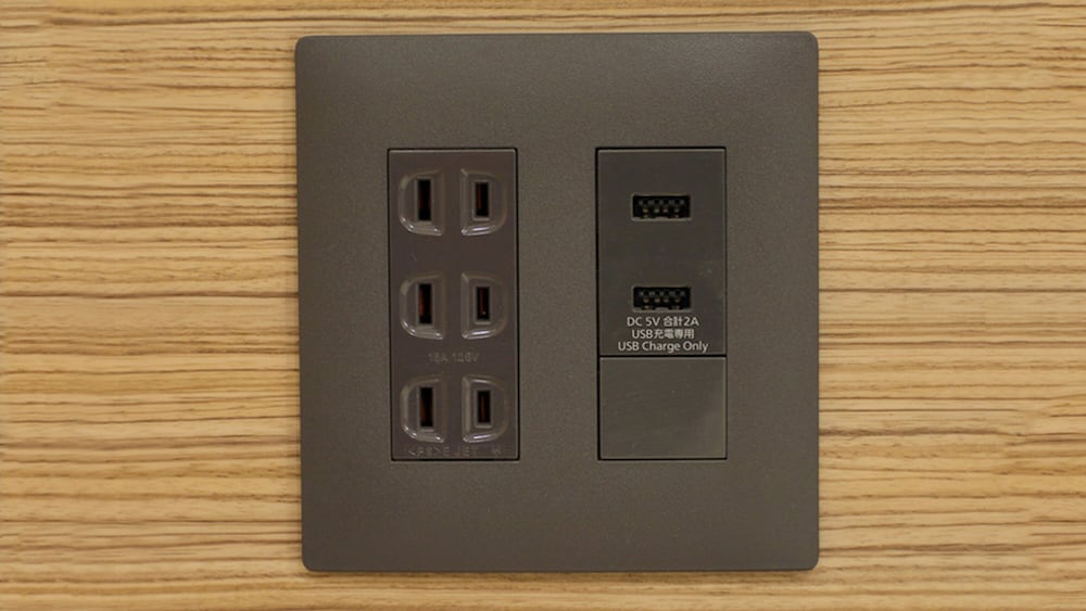 ダブルルーム 禁煙 客室の設備とサービス0 | アスティルホテル新大阪 プレシャス