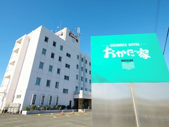 ビジネスホテル おかだ家 ベイサイド