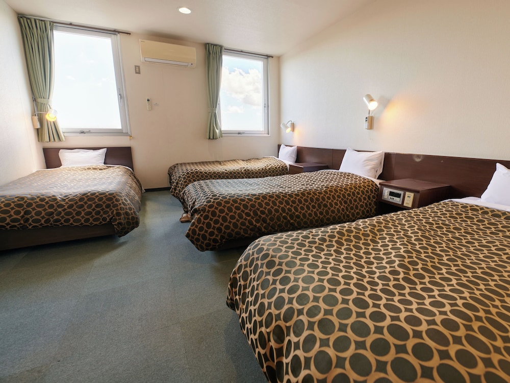 フォースルーム 喫煙可 | ビジネスホテル おかだ家 ベイサイド