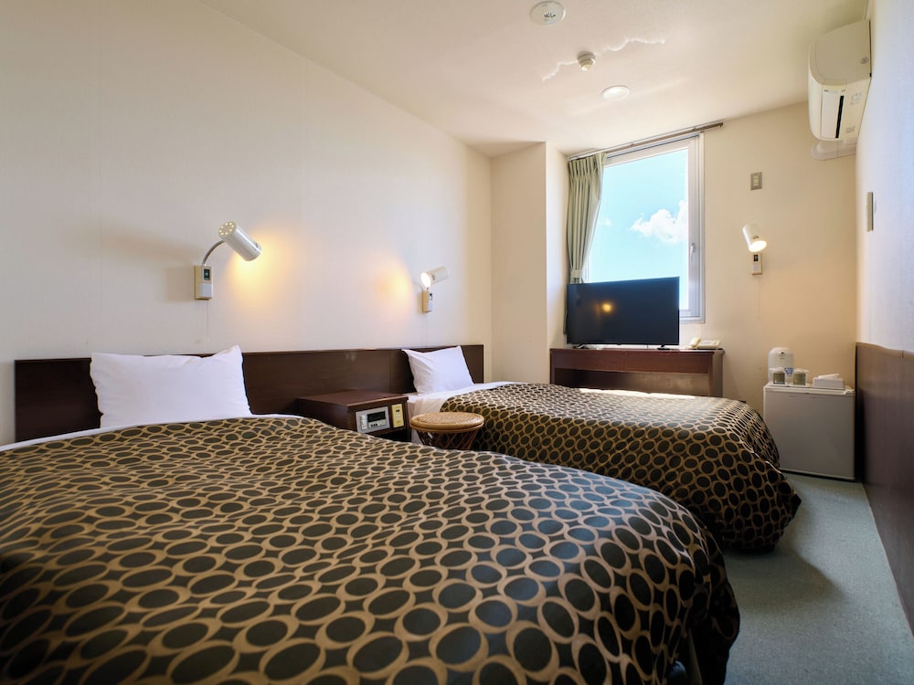 ツインルーム 禁煙 | ビジネスホテル おかだ家 ベイサイド