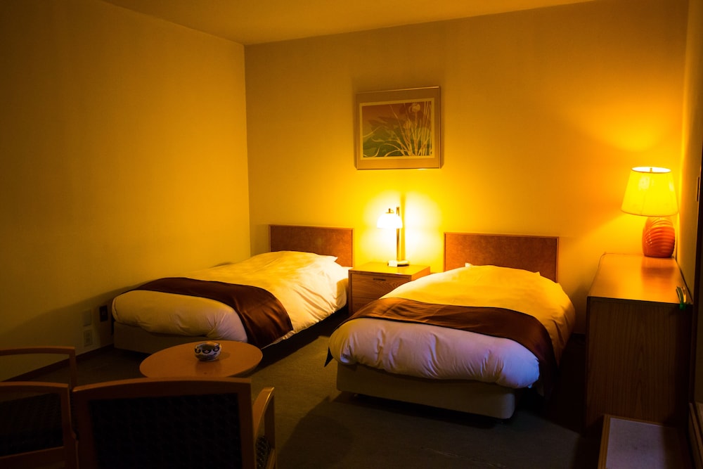 和洋室　新館 客室1 | ホテル石庭