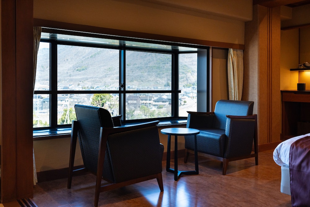 和洋室　本館 客室2 | ホテル石庭