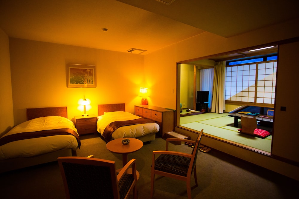 和洋室　新館 客室2 | ホテル石庭