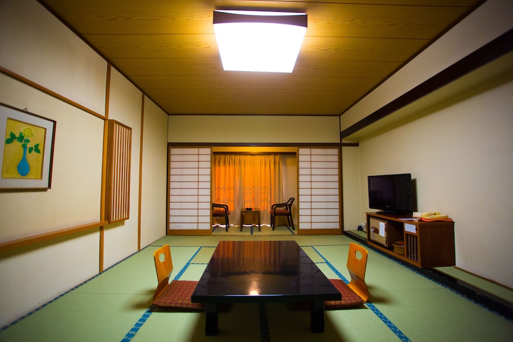 和室　本館 客室1 | ホテル石庭