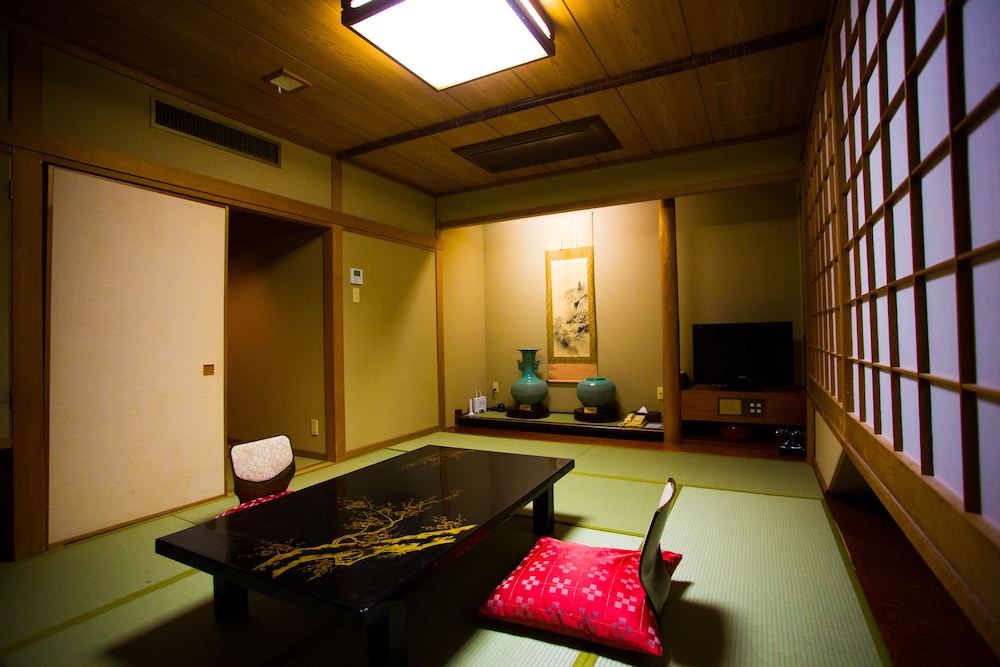 和室　新館 客室2 | ホテル石庭