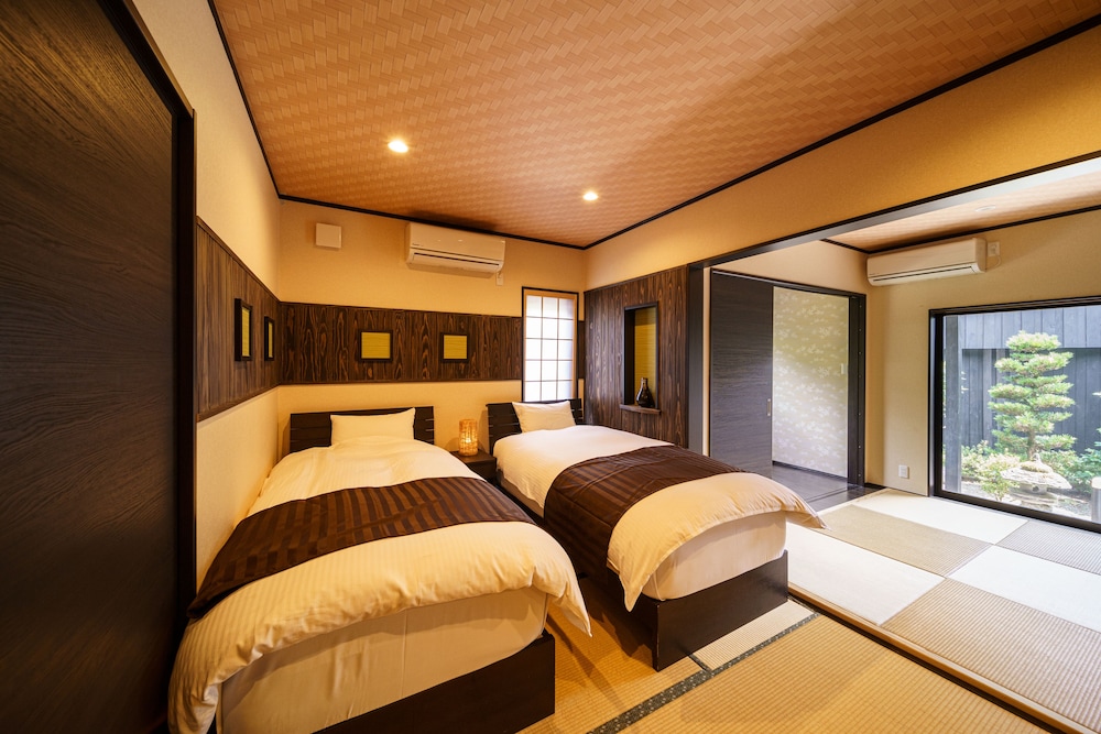 離れ和洋室 半露天風呂付き スタンダード会席 禁煙 | ゆふいん宿 清孔苑