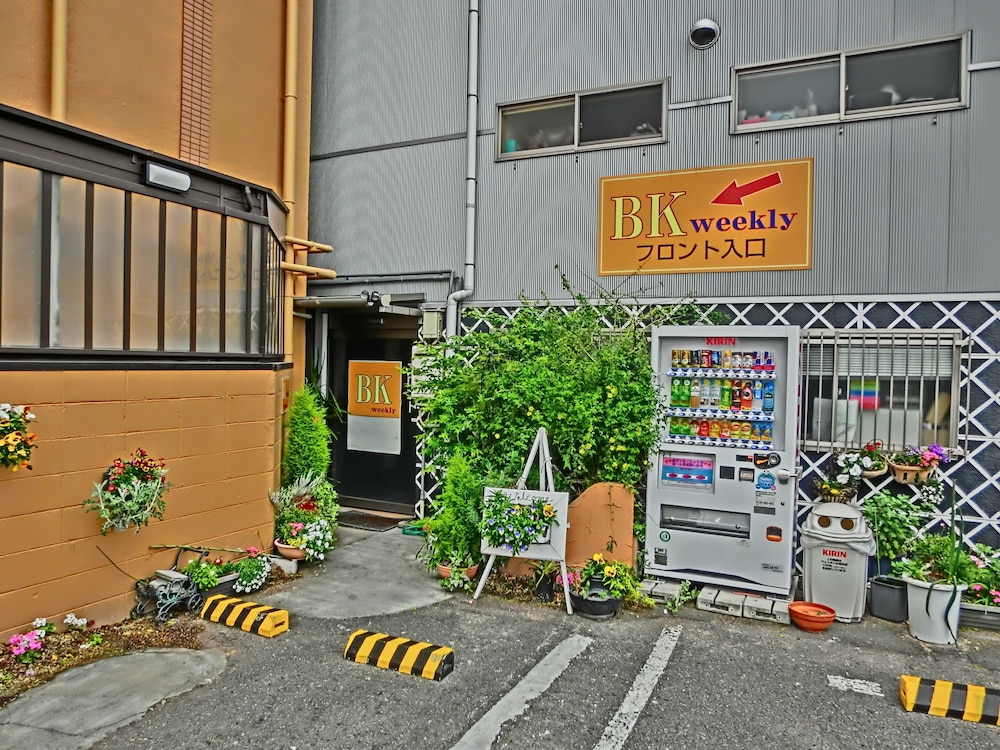 駐車場1 | BK ウィークリーマンション & ホテル