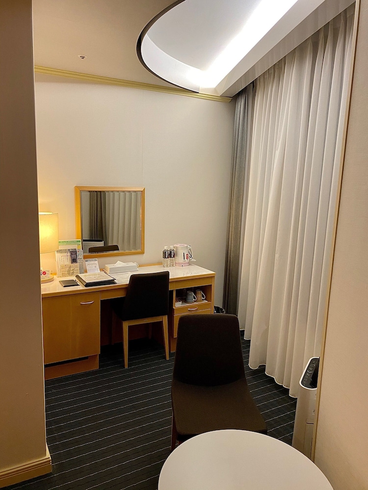 ダブルルーム 禁煙 客室1 | ホテルグランヴェール岐山