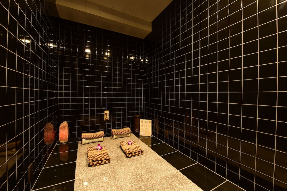 プレミアム ツインルーム 禁煙 アルコール飲み放題無料 客室の設備とサービス0 | ホテルバリアンリゾートなんば心斎橋店