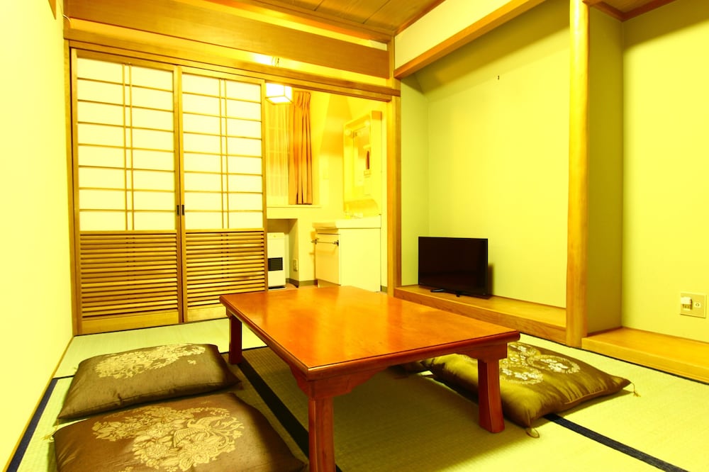 トラディショナル 4 人部屋 | ユートピア苗場