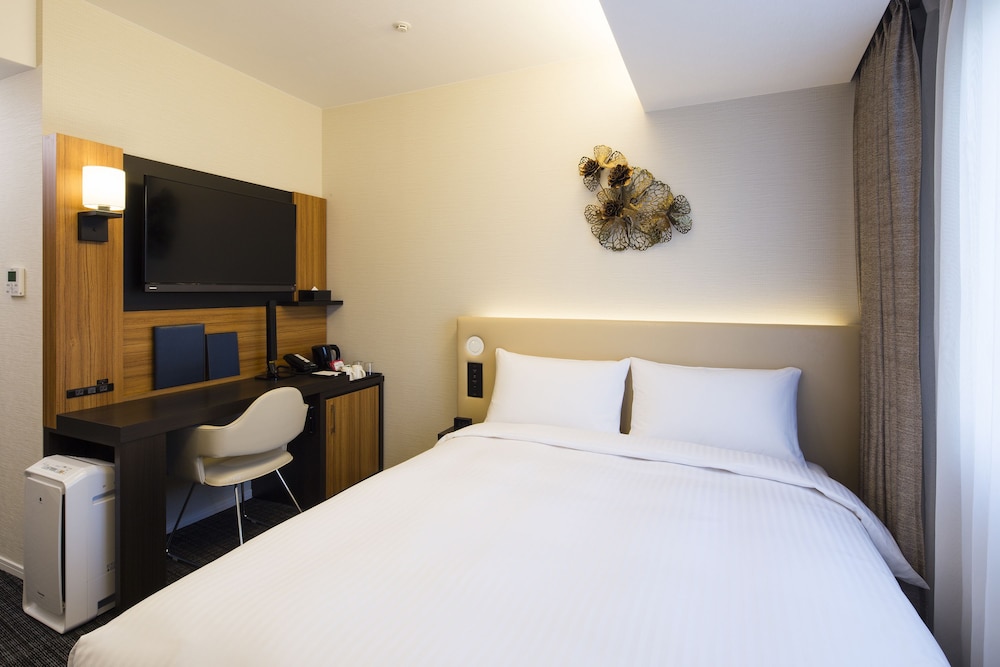 ダブルルーム（禁煙） | プレミアホテル -CABIN PRESIDENT- 大阪