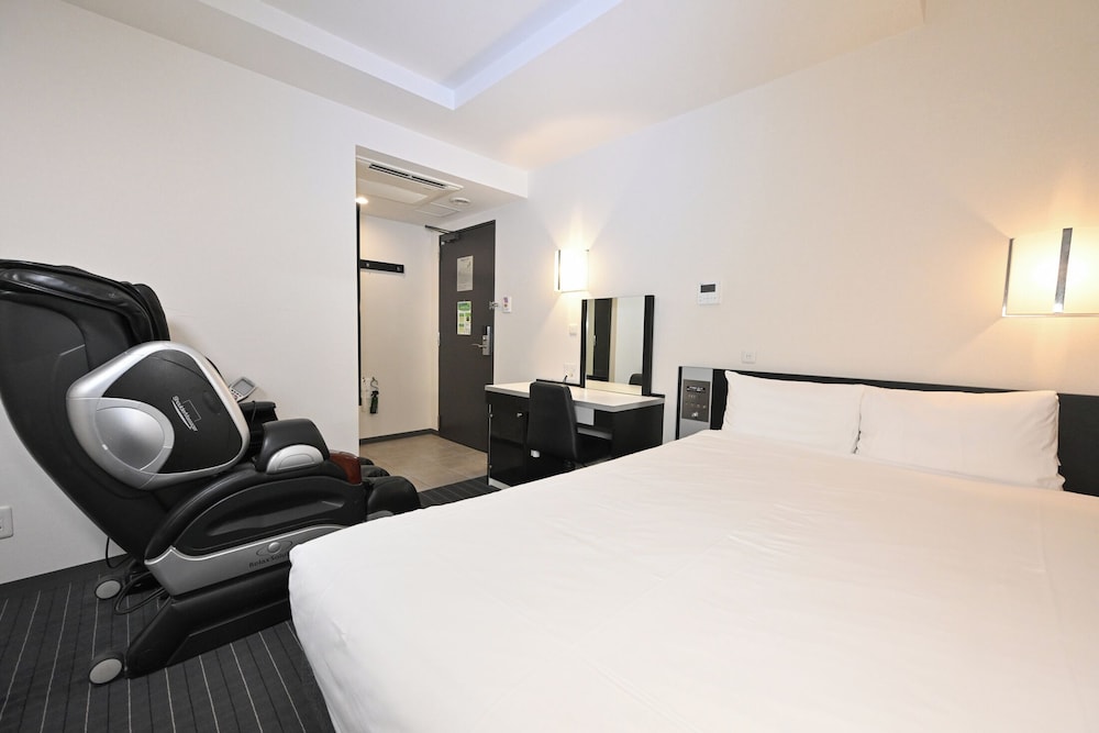 デラックス ダブルルーム 禁煙 | 三交イン名古屋伏見