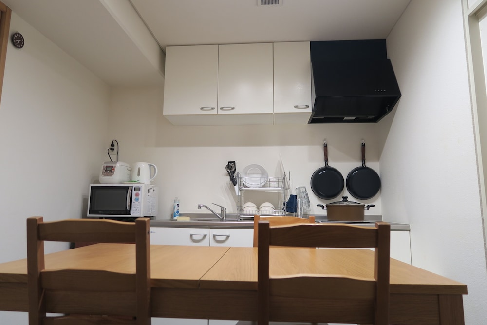 デラックス和室 キッチン付き 専用キッチン3 | ロジーホテルなんば