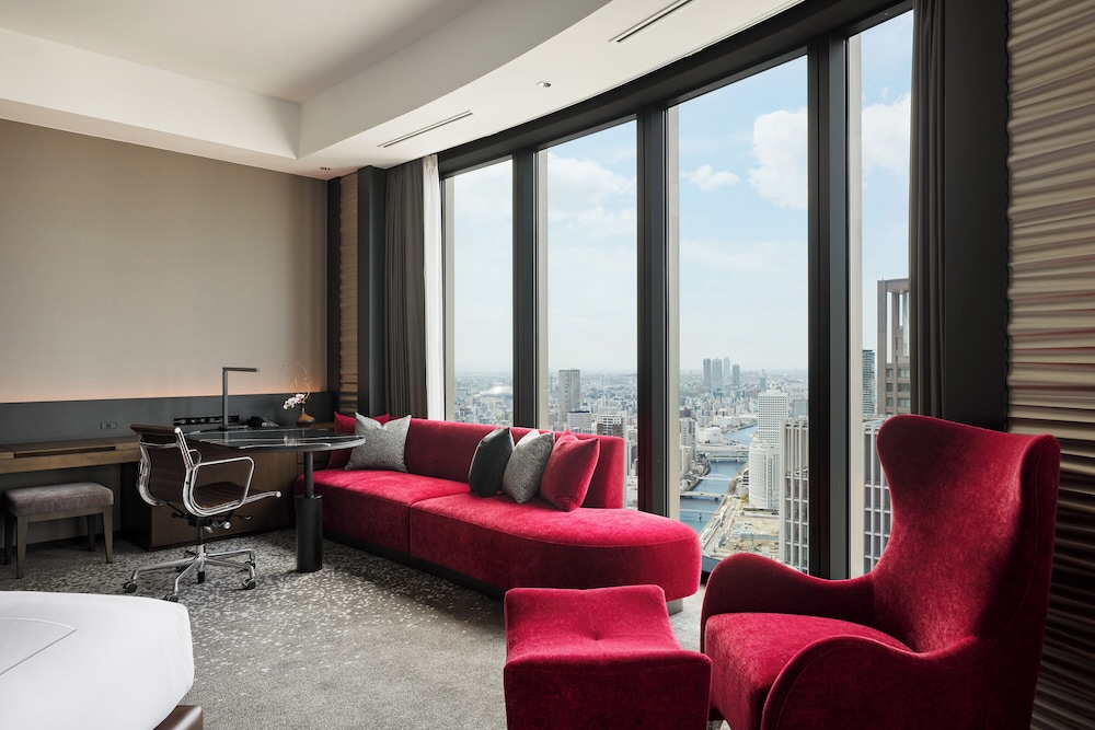 ジュニア スイート コーナー 部屋からの景観1 | コンラッド大阪