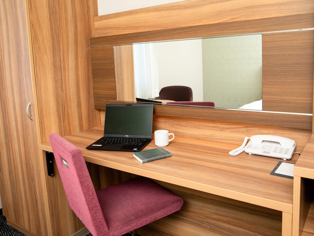 スタンダード ルーム 禁煙 (2 Twin Beds and Trundle Bed) 客室1 | コンフォートホテルERA東京東神田