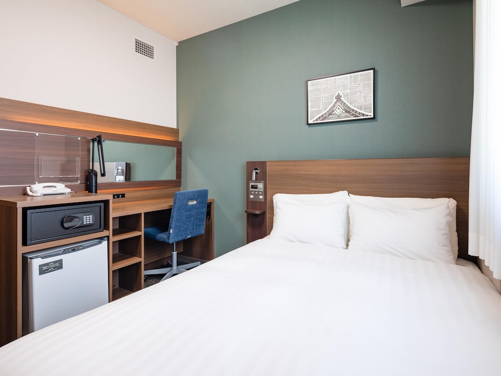 スタンダード ルーム ダブルベッド 1 台 禁煙 客室2 | コンフォートホテルERA東京東神田