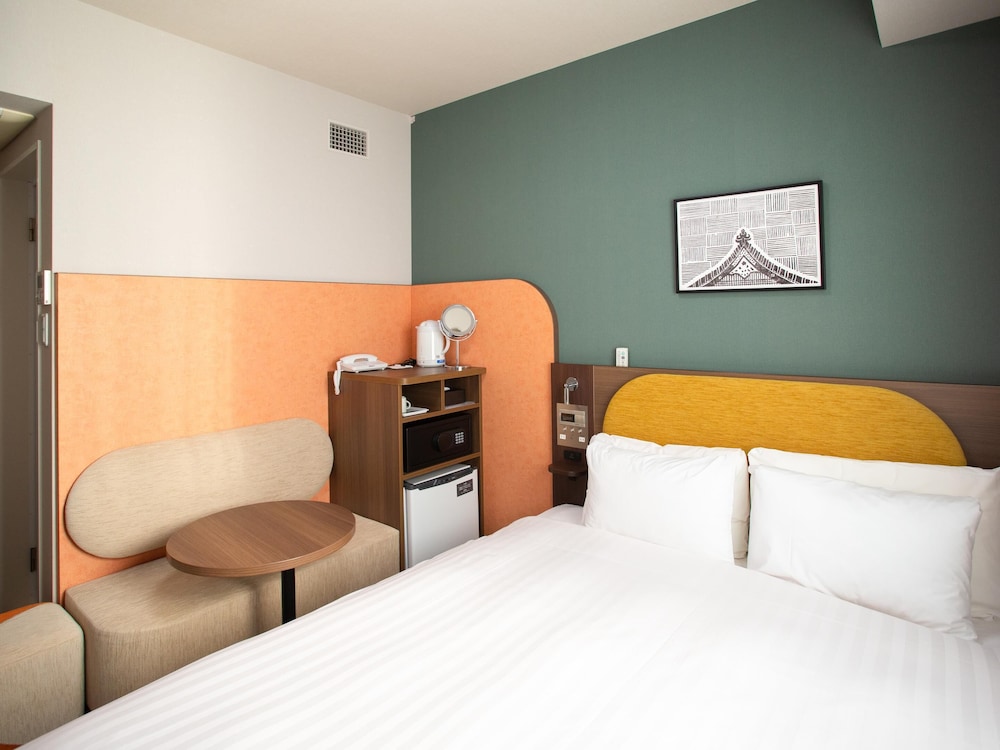 ルーム クイーンベッド 1 台 禁煙 客室4 | コンフォートホテルERA東京東神田