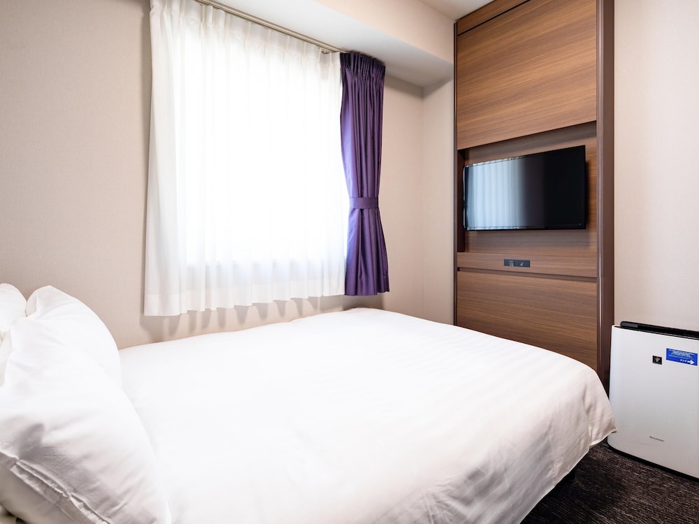 スタンダード ルーム ダブルベッド 1 台 禁煙 客室4 | コンフォートホテルERA東京東神田