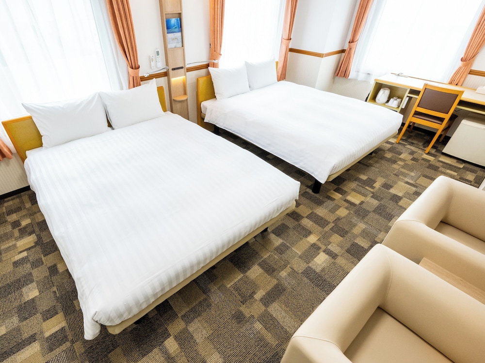 デラックス ツインルーム 喫煙可 客室2 | 東横INN 中部国際空港 1