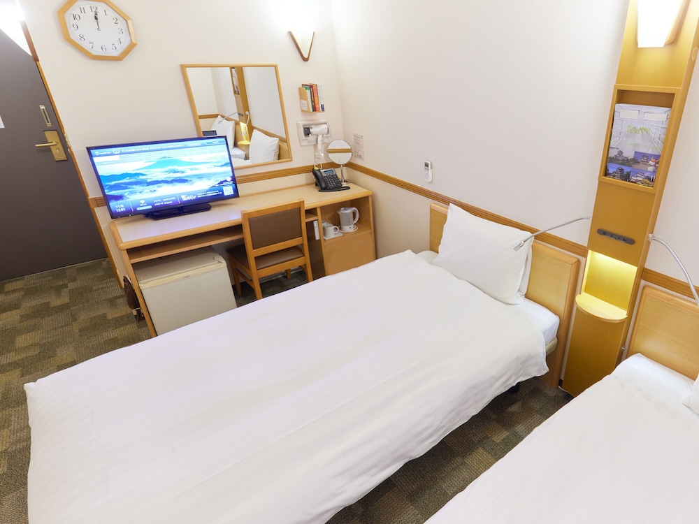 スタンダード ツインルーム 禁煙 客室2 | 東横 INN 大阪阪急十三駅西口 1