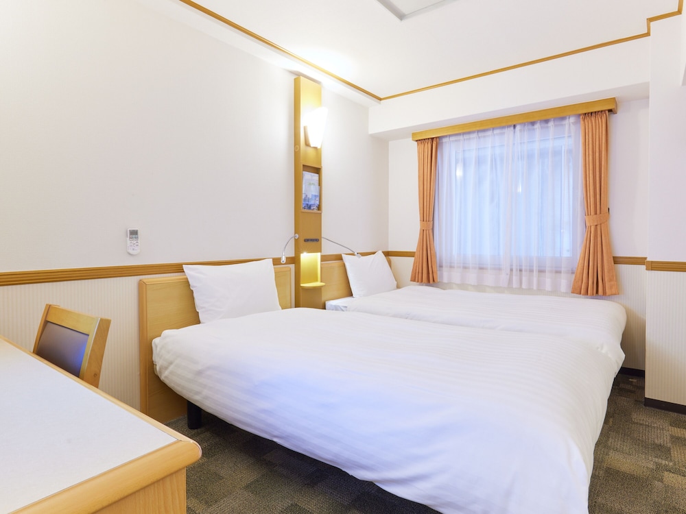 スタンダード ツインルーム 禁煙 | 東横 INN 大阪阪急十三駅西口 1