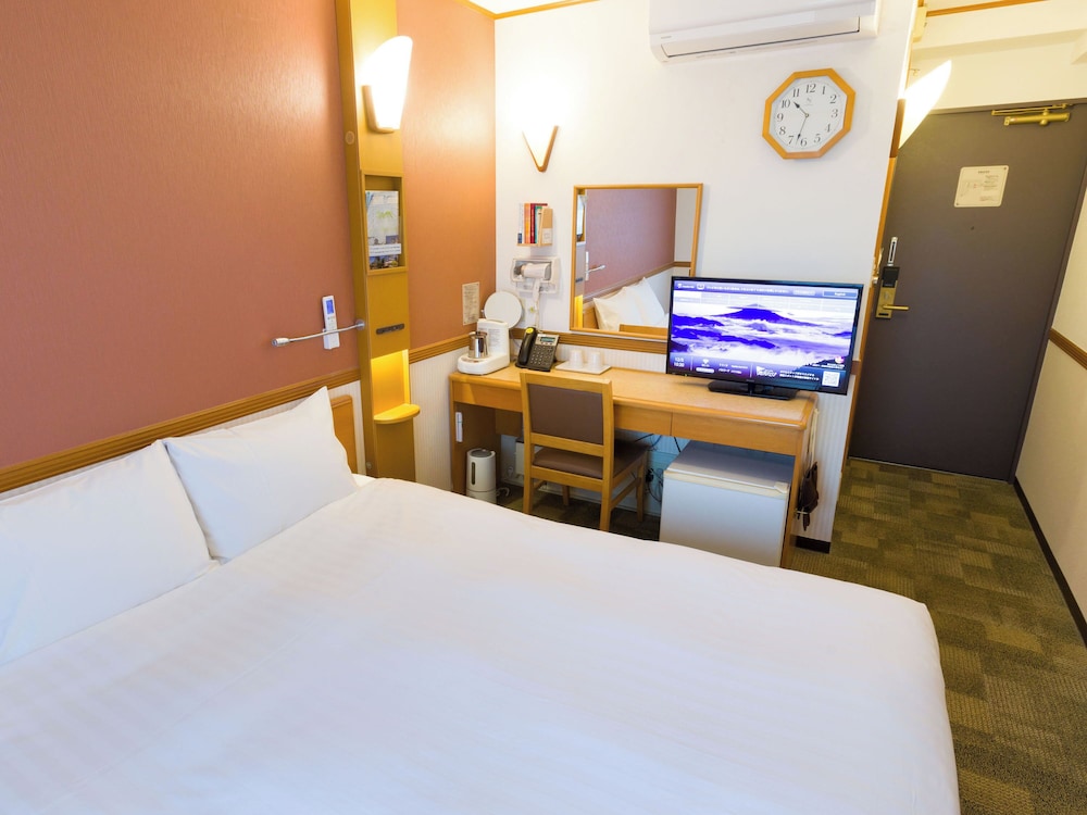スタンダード ダブルルーム 喫煙可 客室1 | 東横 INN 熊本新市街