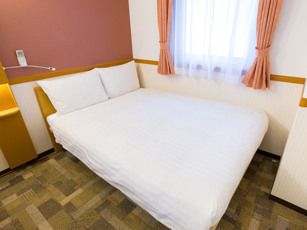エコノミー ダブルルーム 喫煙可 客室1 | 東横 INN 川崎駅前市役所通