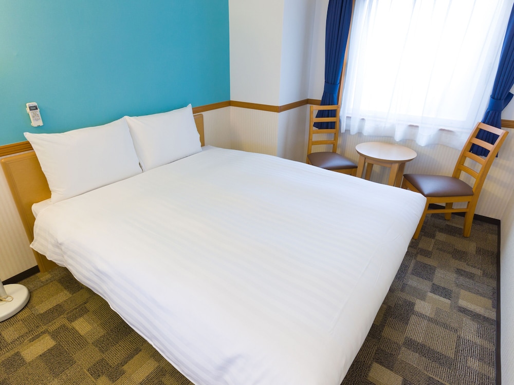 スタンダード ダブルルーム 喫煙可 客室1 | 東横INN横浜スタジアム前 2