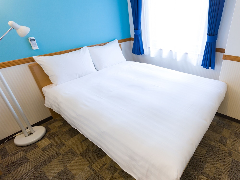 エコノミー ダブルルーム 喫煙可 客室2 | 東横INN横浜スタジアム前 2