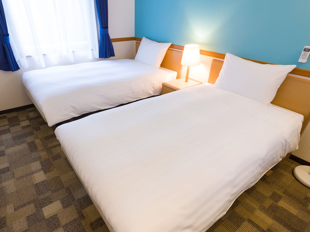 スタンダード ツインルーム 喫煙可 客室1 | 東横INN横浜スタジアム前 2