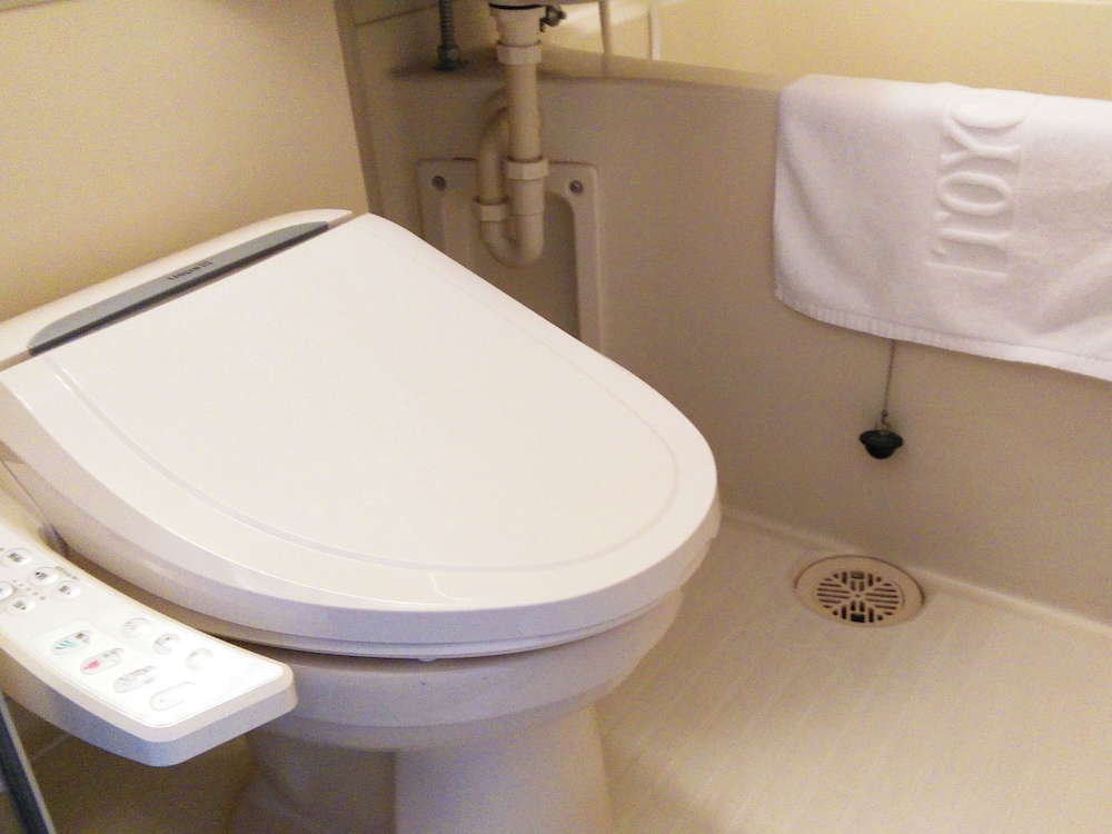 エコノミー ダブルルーム 喫煙可 バスルーム0 | 東横INN新宿歌舞伎町