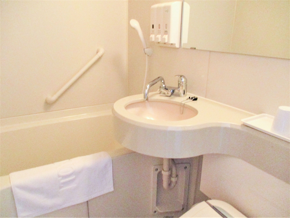 スタンダード ツインルーム 喫煙可 バスルーム0 | 東横INN後楽園文京区役所前