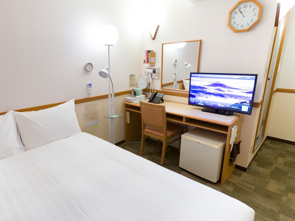 エコノミー ダブルルーム 喫煙可 客室2 | 東横INN名古屋錦