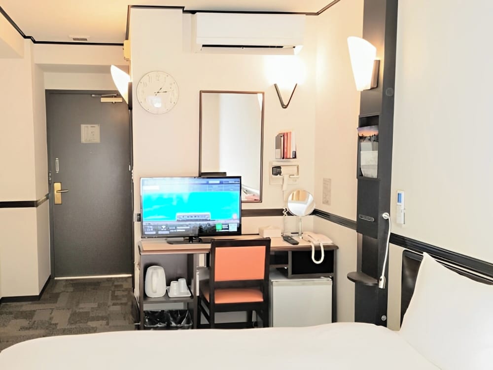 デラックス ダブルルーム 喫煙可 客室6 | 東横 INN 京王線橋本駅北口